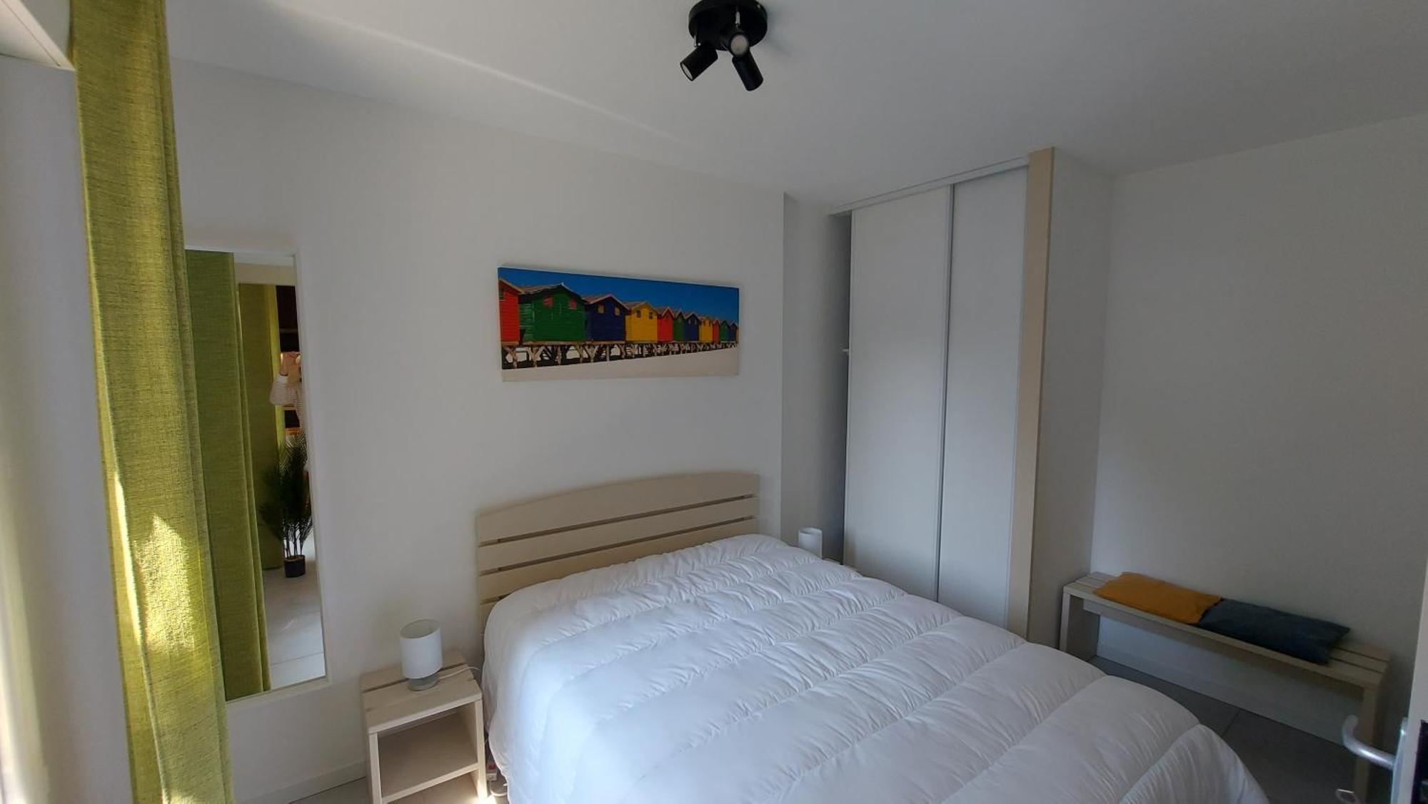 T2, 50m Du Lac, Piscine, Wifi, Jardin Terrasse Sans Vis-a-vis, 1 A 4 Pers